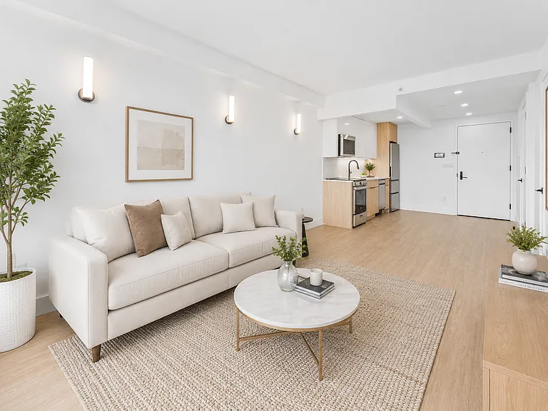 134 Erasmus St #4R — Photo 11