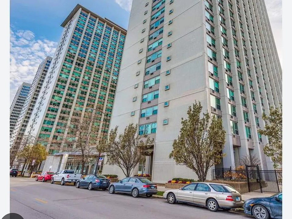 3600 N Lake Shore Dr #2118