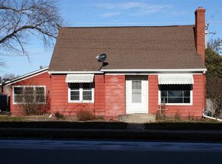 107 E Military Rd, Postville, IA 52162