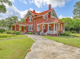 902 2nd St SE, Moultrie, GA 31768