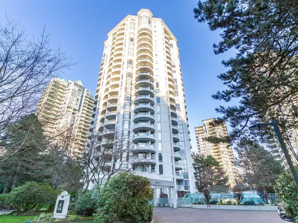 6188 Patterson Ave #2302, Burnaby, BC V5H 2N1