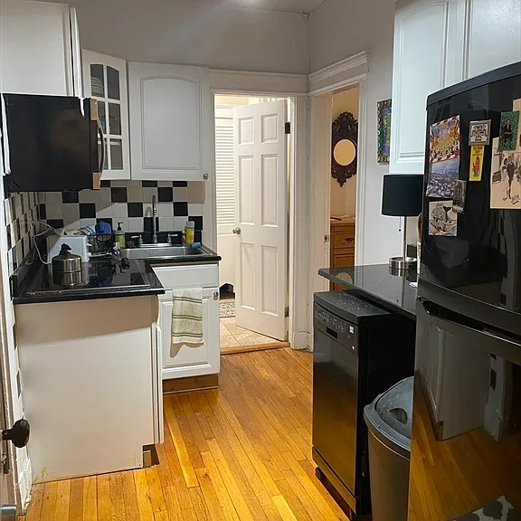 35 Queensberry St #10 — Photo 2