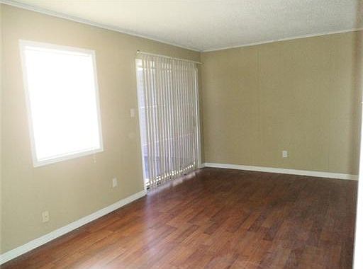 2nd image of 4104 Marsh St