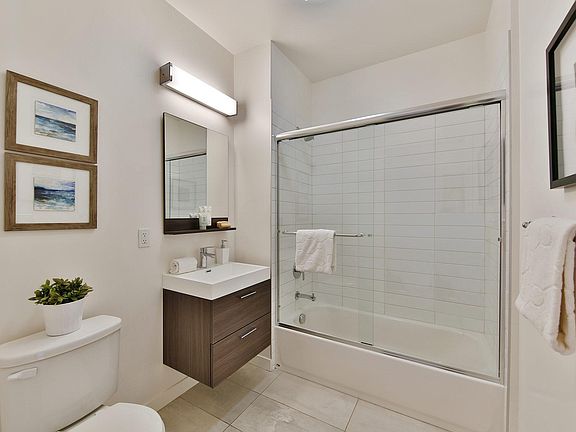 5th image of 870 Harrison St Unit 303