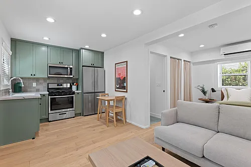 1022 3/4 Carol Dr #1022-3/4 Photo 1