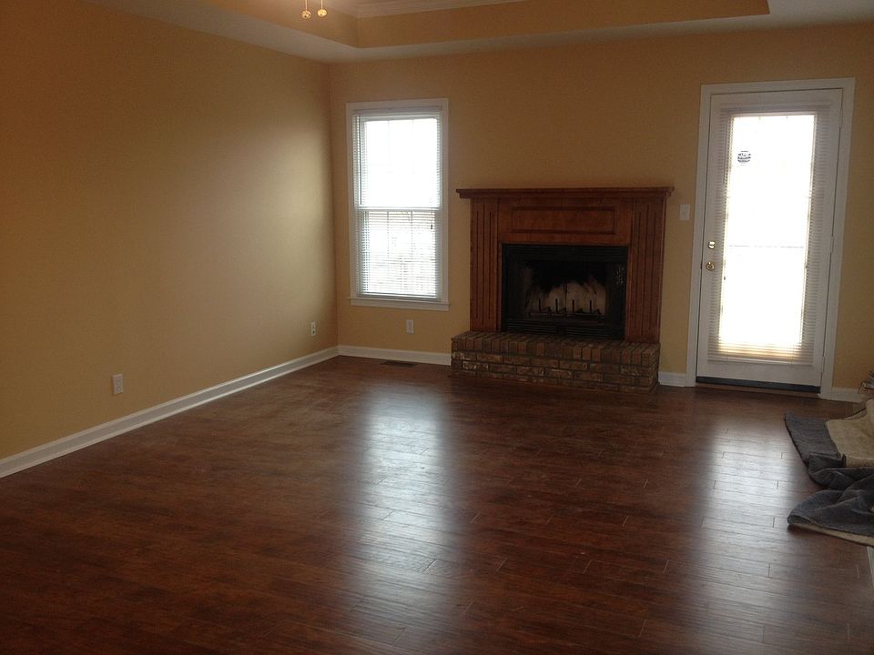 2nd image of 251 Moncrest Dr