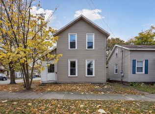 838 Veto St NW, Grand Rapids, MI 49504