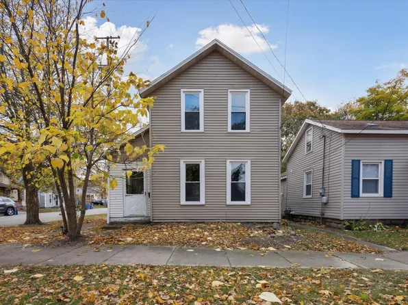 838 Veto St NW, Grand Rapids, MI 49504
