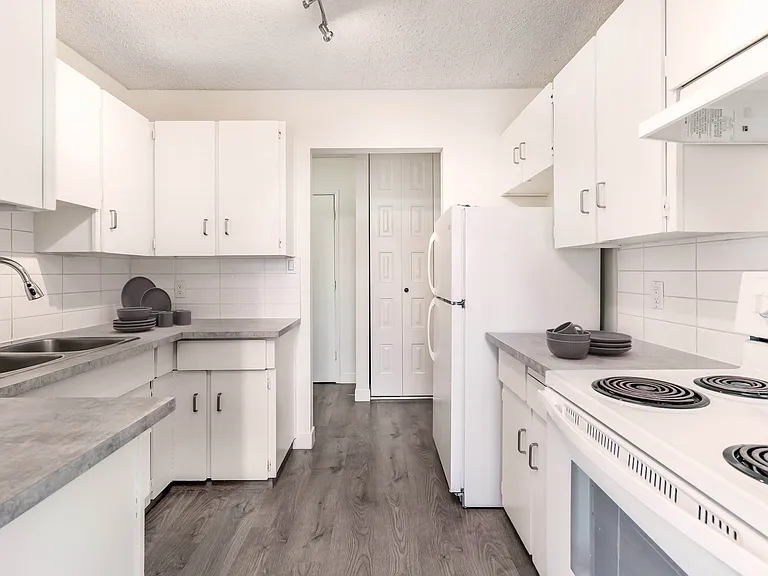 3845 Millwoods Rd — Photo 9