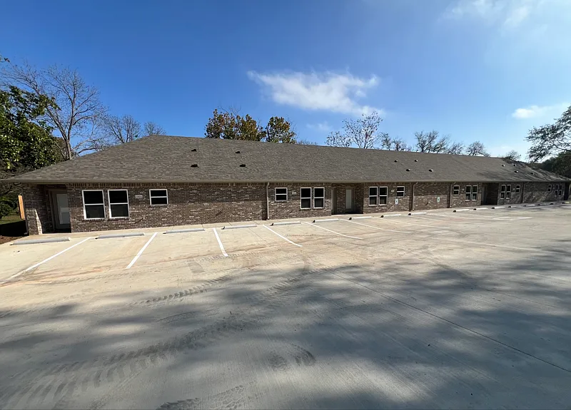 3 bed, 1.5 bath, 960 sqft, $1,500 — Photo 3