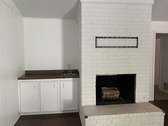 5th image of 500 Towne House Ln