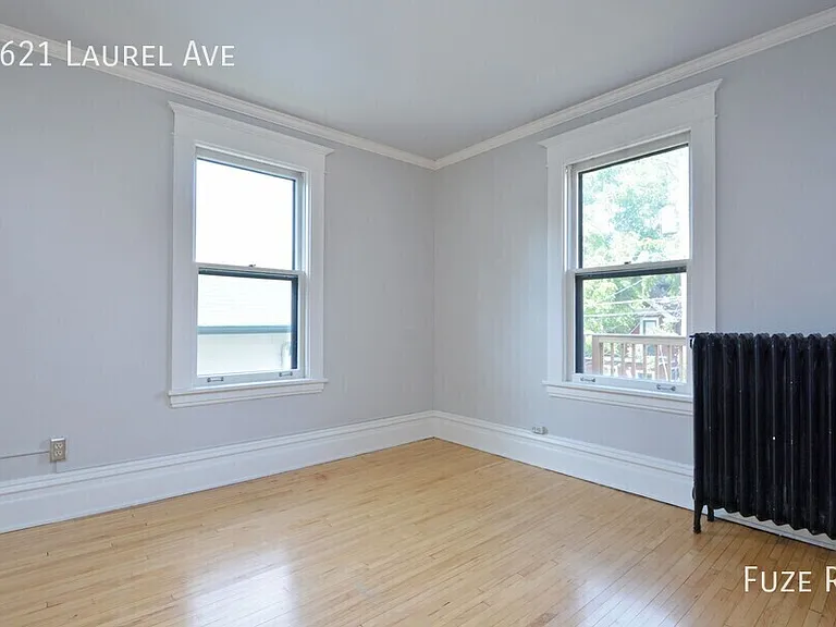 1621 Laurel Ave — Photo 15