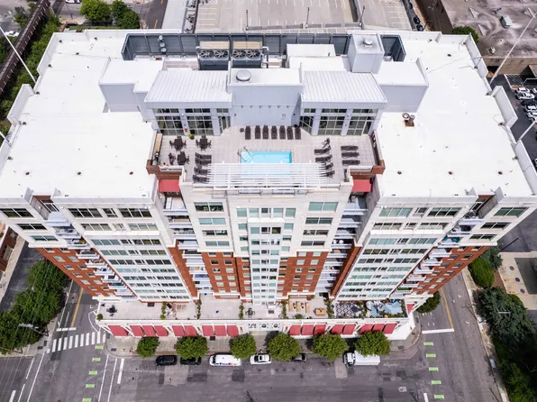 400 W North St APT 1232, Raleigh, NC 27603