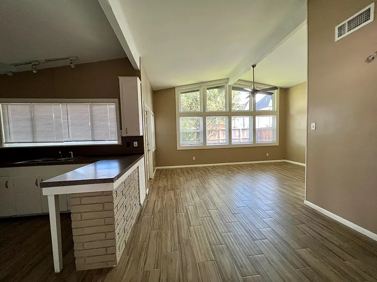 4731 Merwin St — Photo 22