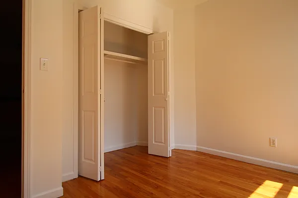 Rented by J Misrahi Realty Corp | media 70