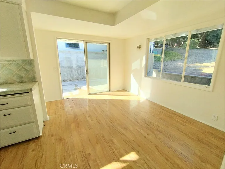 374 Grand Ave — Photo 16