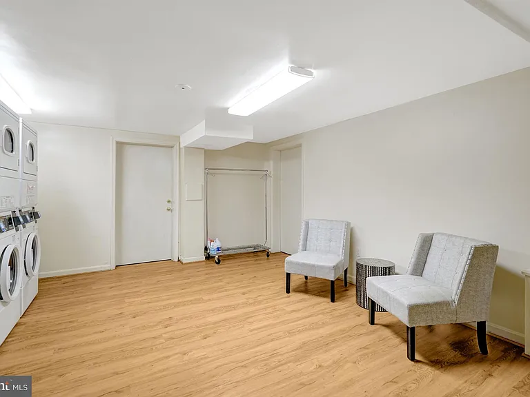 110 S Wise St #1 — Photo 27