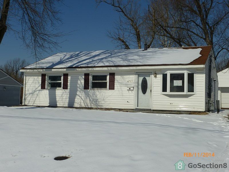 1st image of 4717 Seville Dr