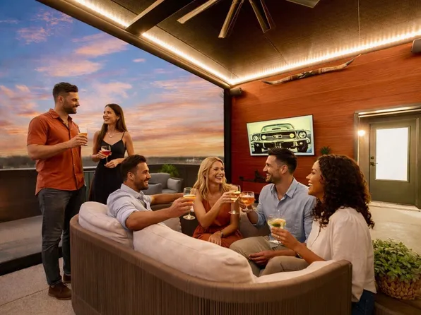 2651 Carmelita St, Dallas, TX 75212