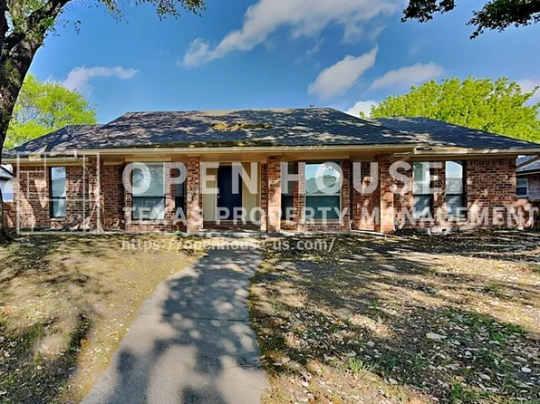 917 Fair Oaks Dr, Garland, TX 75040
