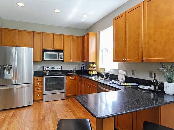 3rd image of 14060 Mailer Blvd