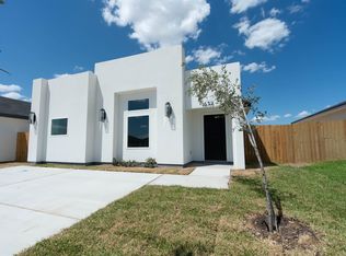 1632 Secretaria Ln, Laredo, TX 78041