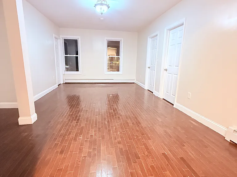 418 S 1st Ave #2 — Photo 4