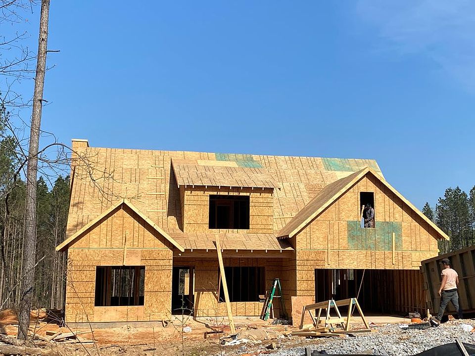 2nd image of 252 Tripp Ln