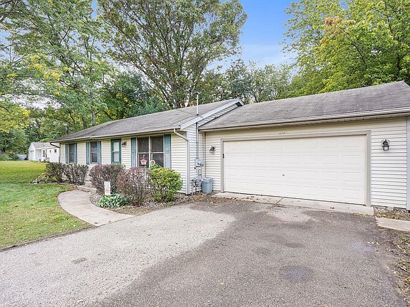 3rd image of 5536 Mount Vernon Ave