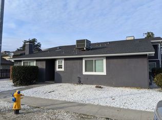 551 W Ashlan Ave #860, Clovis, CA 93612