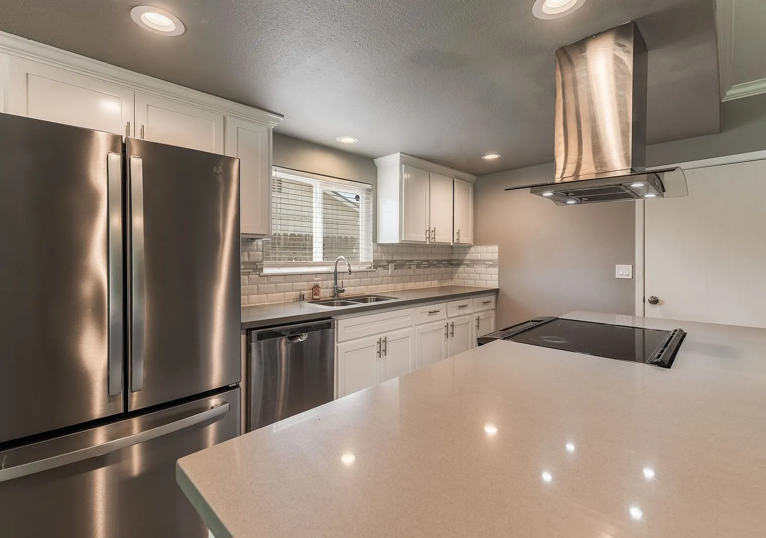 Updated 3-Bedroom Sacramento Home with Bonus Flex Space & Large Backyard! — Photo 3