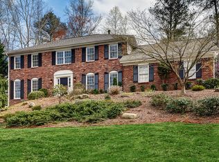5349 Redfield Dr, Dunwoody, GA 30338