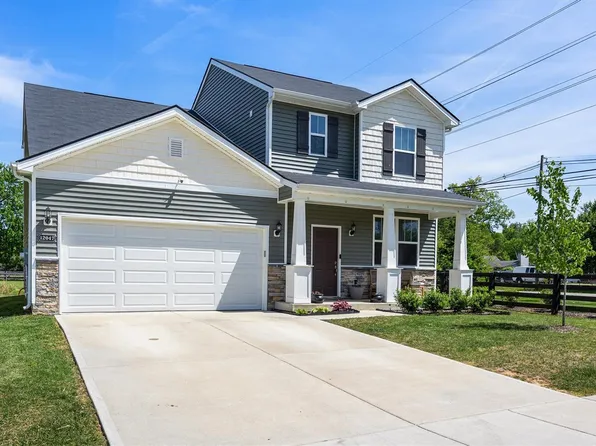 12047 Wooden Trace Dr, Louisville, KY 40229