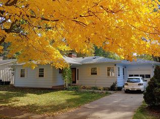 6 Pheasant Run, Dekalb, IL 60115