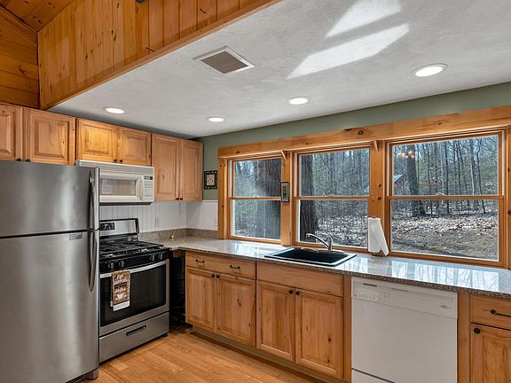 3rd image of 30 Grove Road
