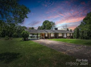 151 Pinoak Dr, Spindale, NC 28160