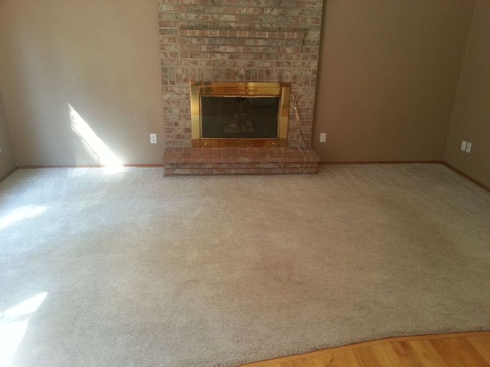 2nd image of 3306 SE Barba St #0