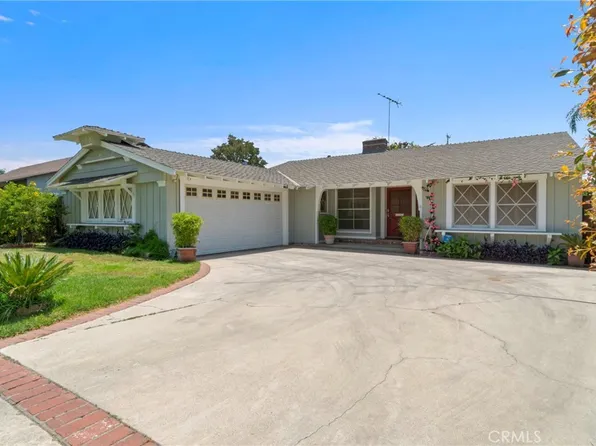 16640 Calahan St, North Hills, CA 91343