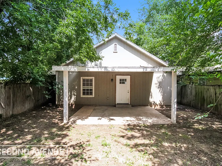 1521 S Blackwelder Ave — Photo 21