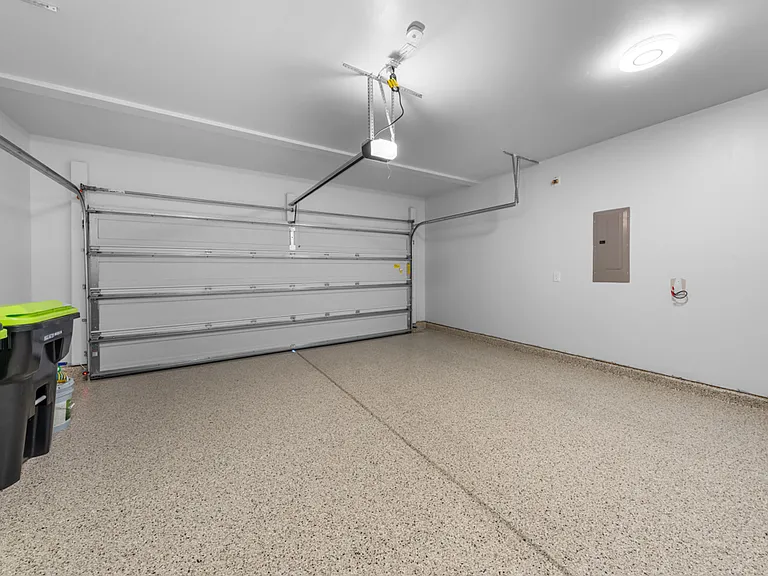 3021 Montlawn Pl — Photo 34