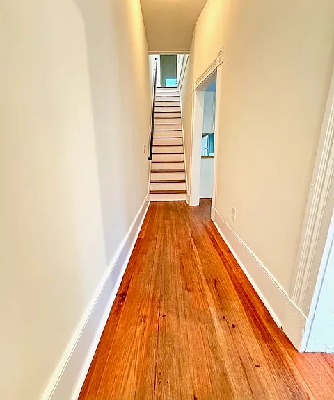 110 W 32nd St — Photo 8
