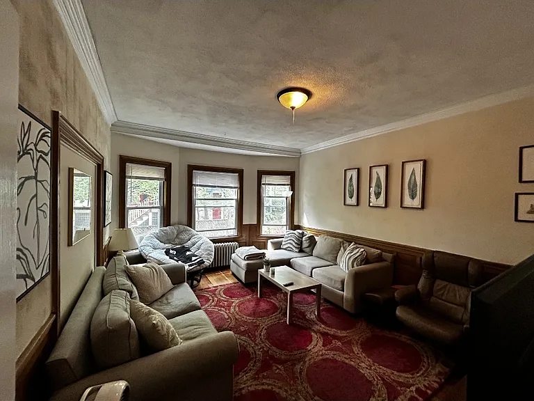 52 Lanark Rd #1 — Photo 7