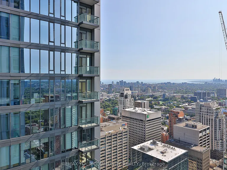 1 Yorkville Ave #4301 — Photo 33