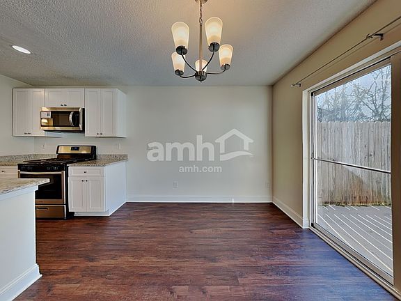 5th image of 3112 Teton Dr