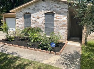 2934 Big Horn Dr, San Antonio, TX 78228