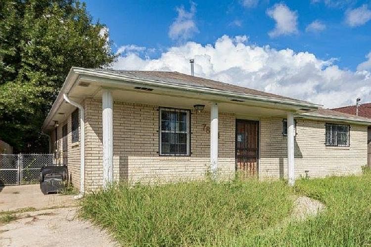 1st image of 7824 Devine Ave