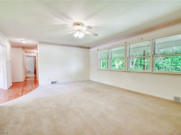 5th image of 8905 Spring Valley Dr