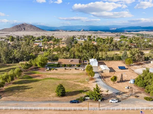 16710 Chocolate Lily Ln, Perris, CA 92570