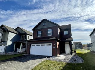 9955 Bluebird St NW, Coon Rapids, MN 55433