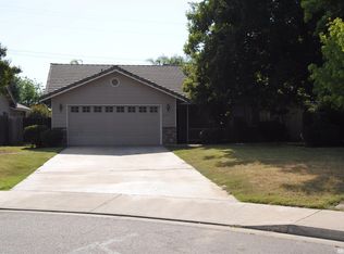 1437 N Sumter Ct, Visalia, CA 93292